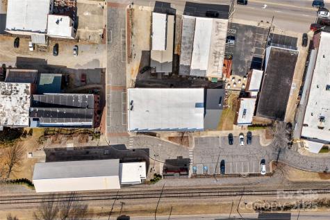 45 Depot Street Marion NC 28752