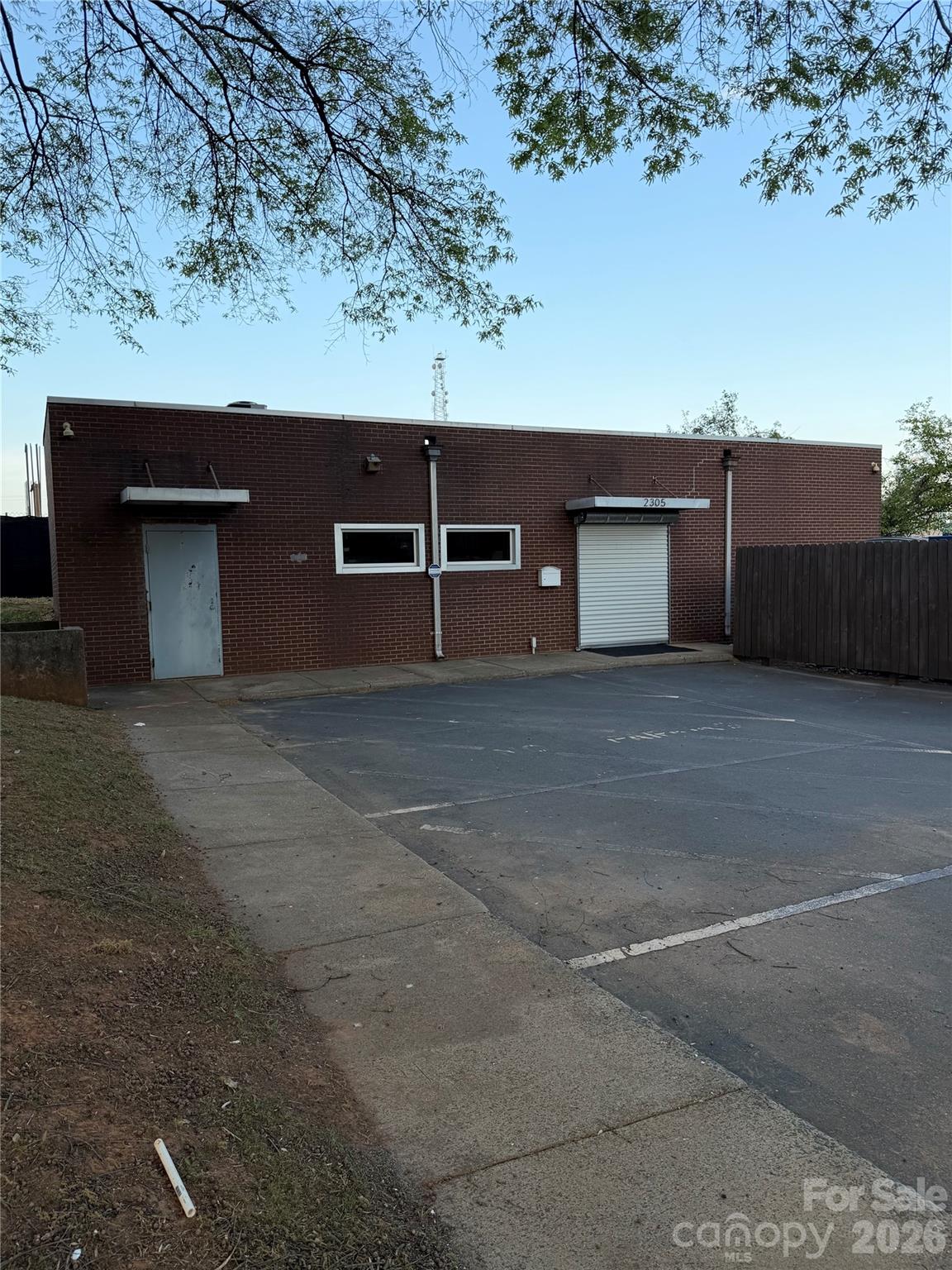 2305 W Morehead Street Charlotte NC 28208
