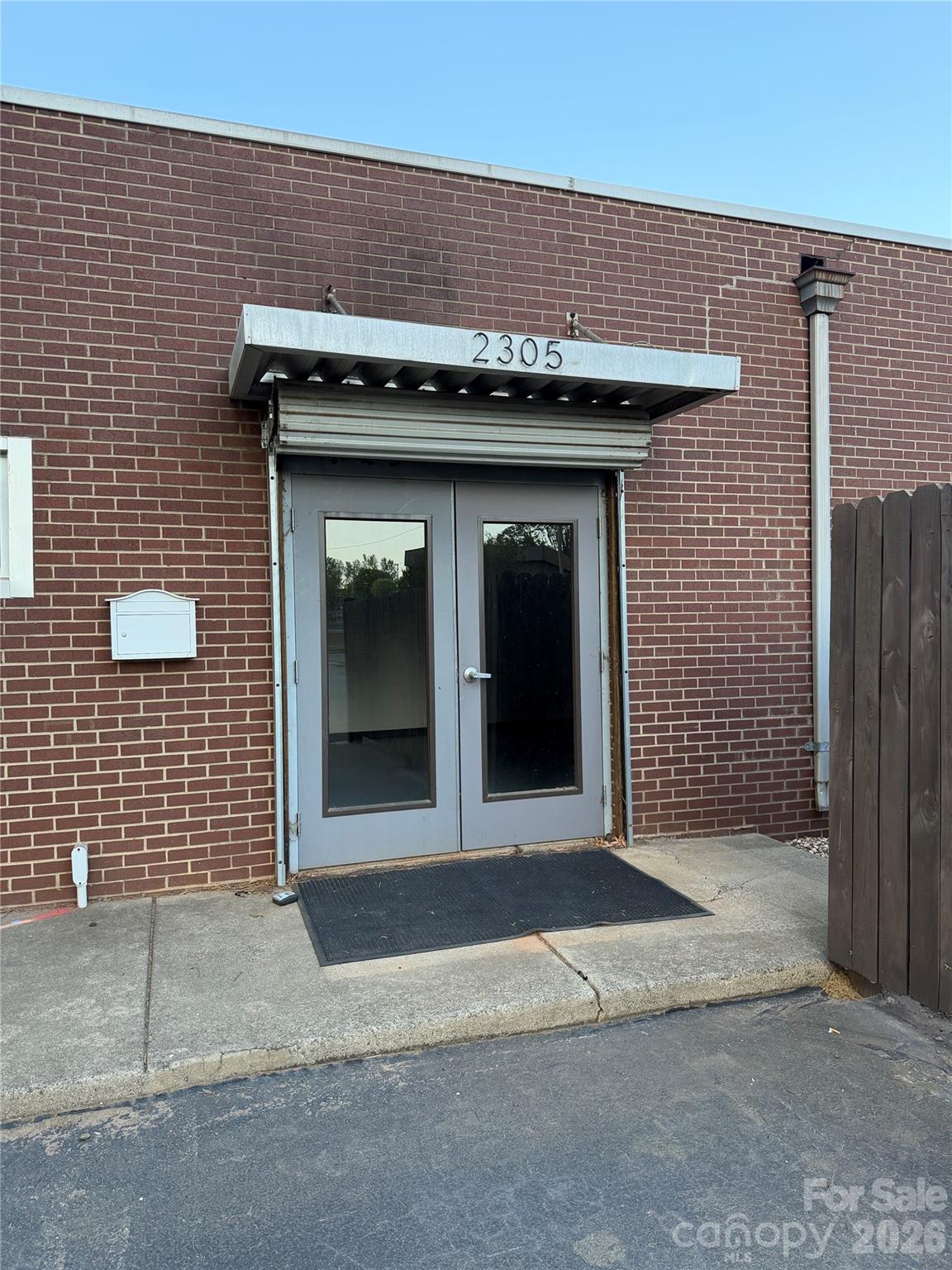 2305 W Morehead Street Charlotte NC 28208
