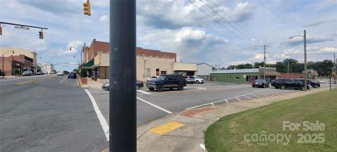 105 E Morgan Street Wadesboro NC 28170