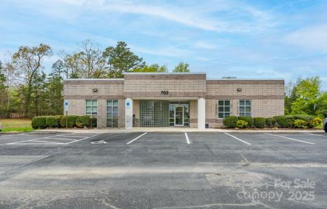 702 Henson Street Albemarle NC 28001