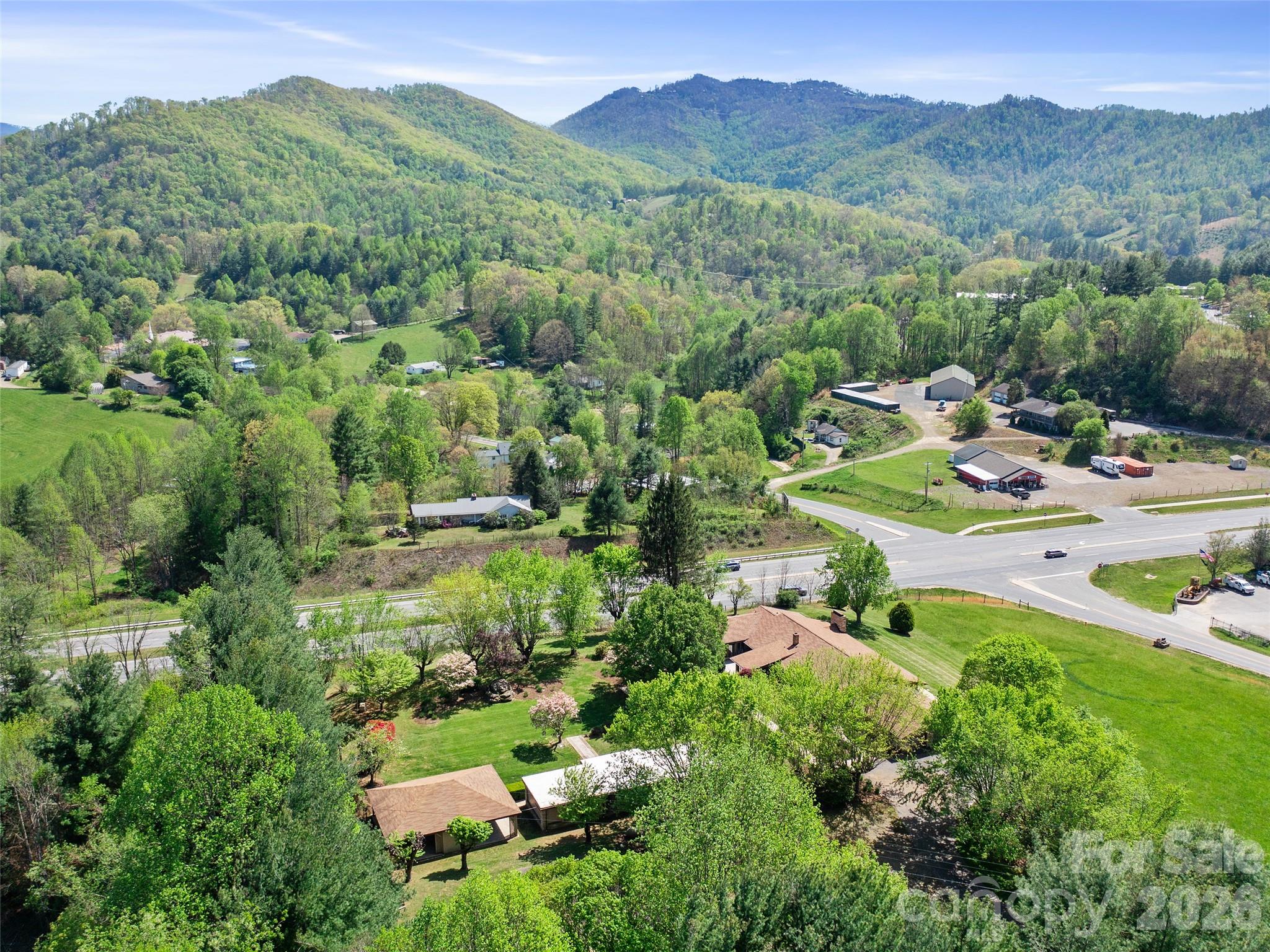 110 Crest View Road Burnsville NC 28714