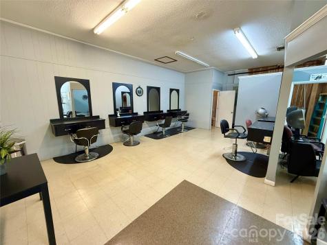 135 Fairway Shopping Center Street Hudson NC 28638