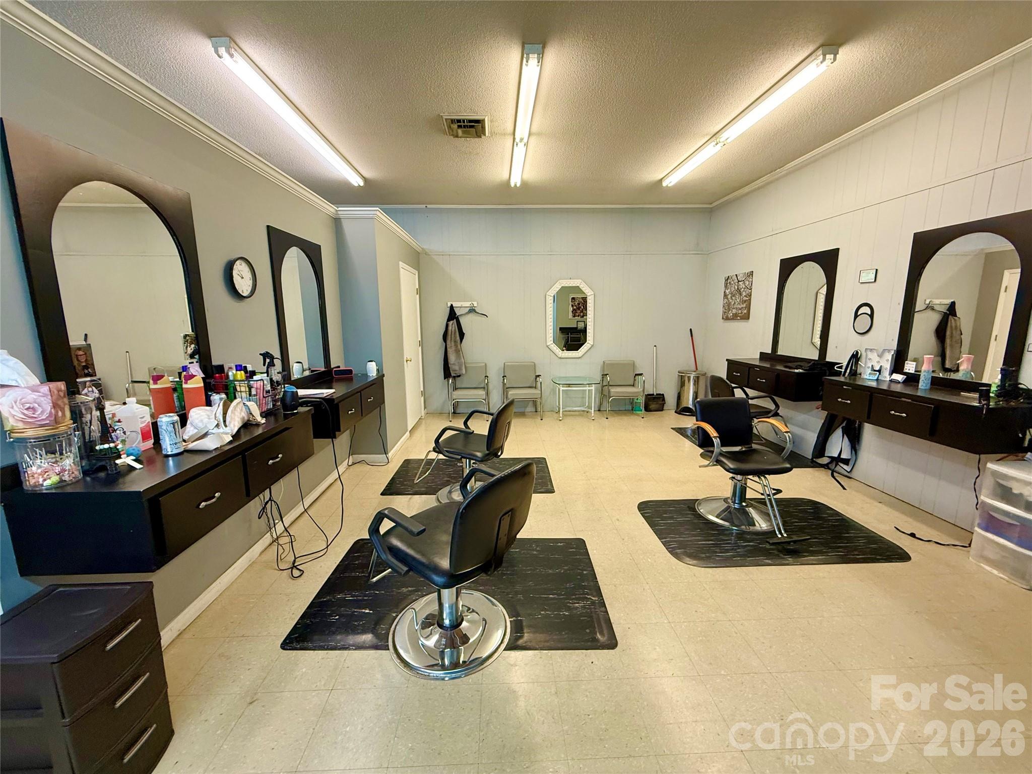 135 Fairway Shopping Center Street Hudson NC 28638