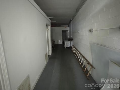 124 Fairway Shopping Center Street Hudson NC 28638