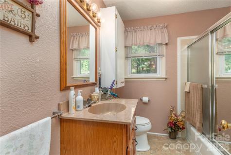 96 Tower Lane Waynesville NC 28786
