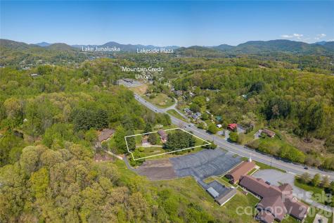 96 Tower Lane Waynesville NC 28786