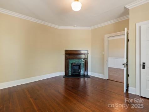 402 S Chester Street Gastonia NC 28052