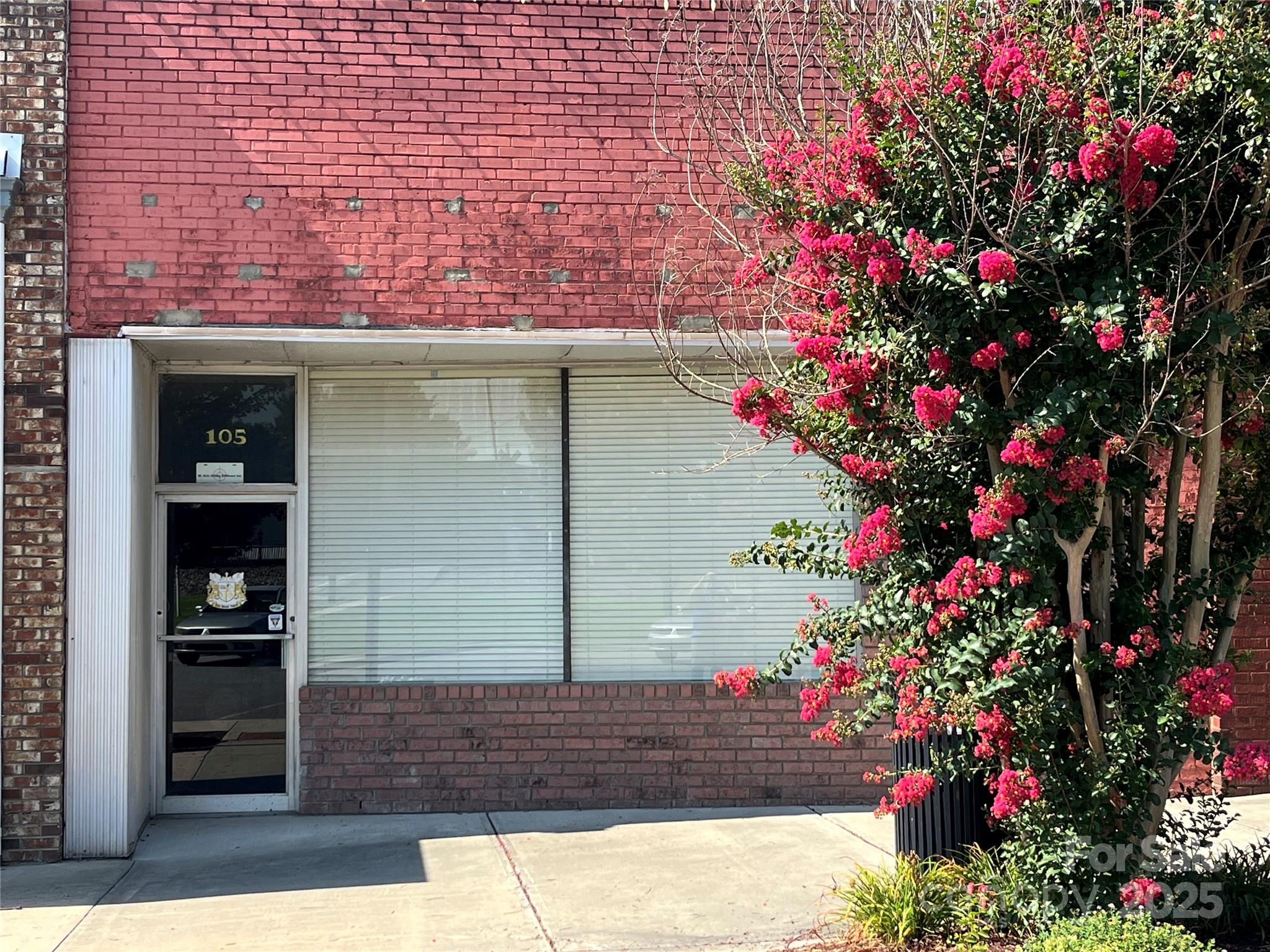 105 Pennsylvania Avenue W Bessemer City NC 28016