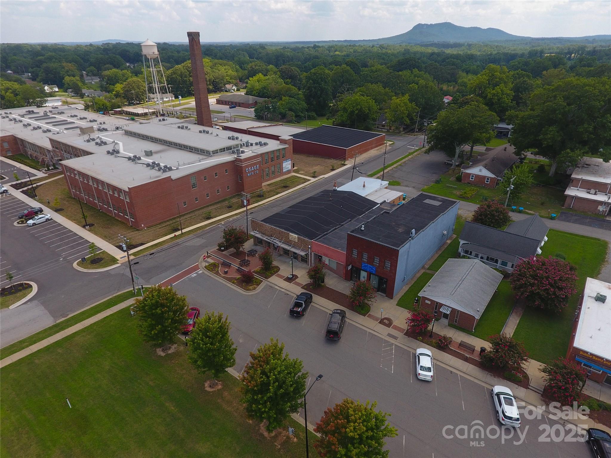 105 Pennsylvania Avenue W Bessemer City NC 28016