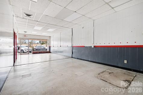 136 W Virginia Avenue Bessemer City NC 28016