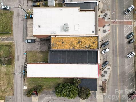 136 W Virginia Avenue Bessemer City NC 28016