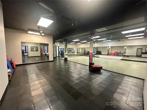109 N Main Avenue Newton NC 28658