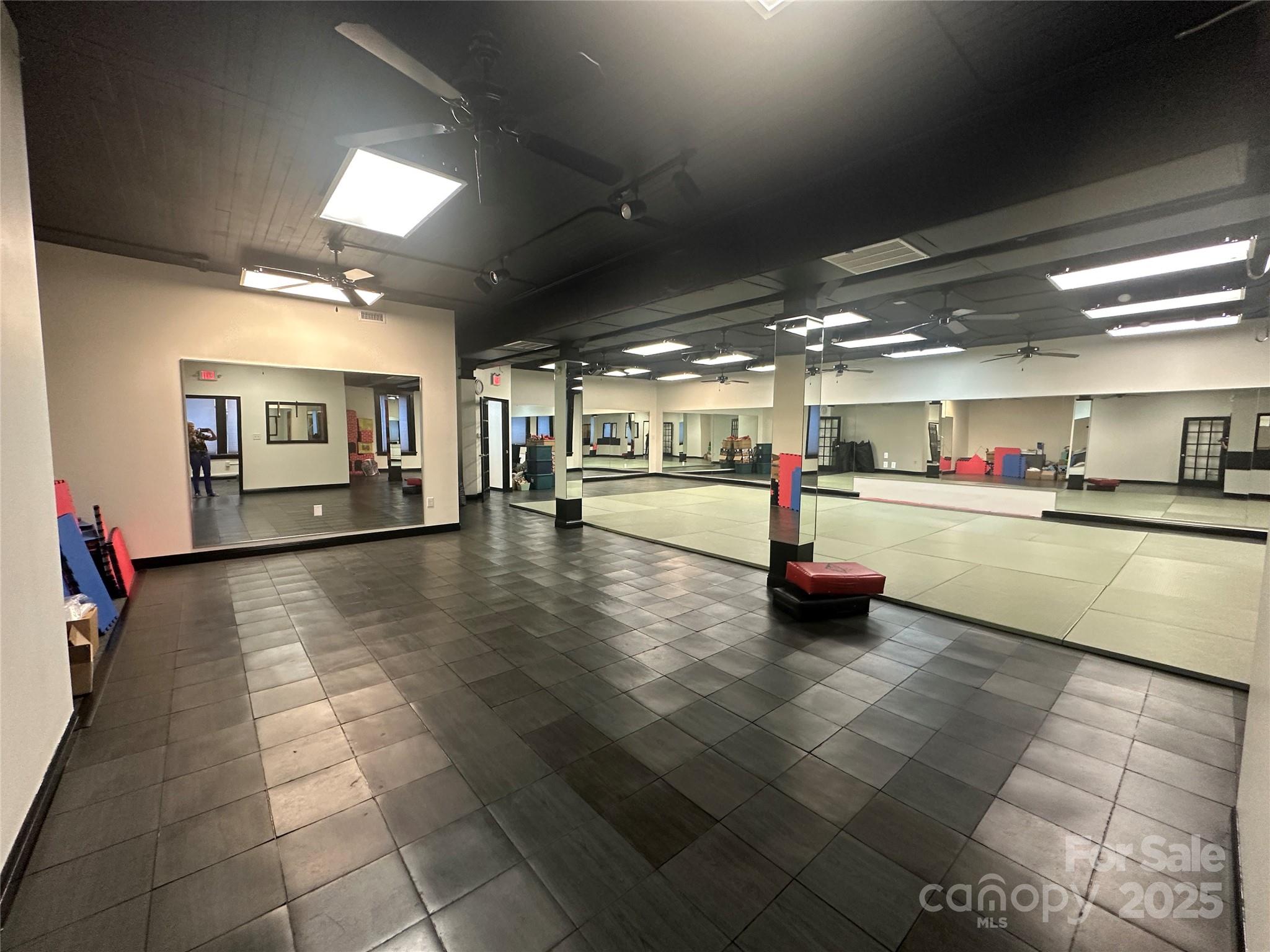 109 N Main Avenue Newton NC 28658