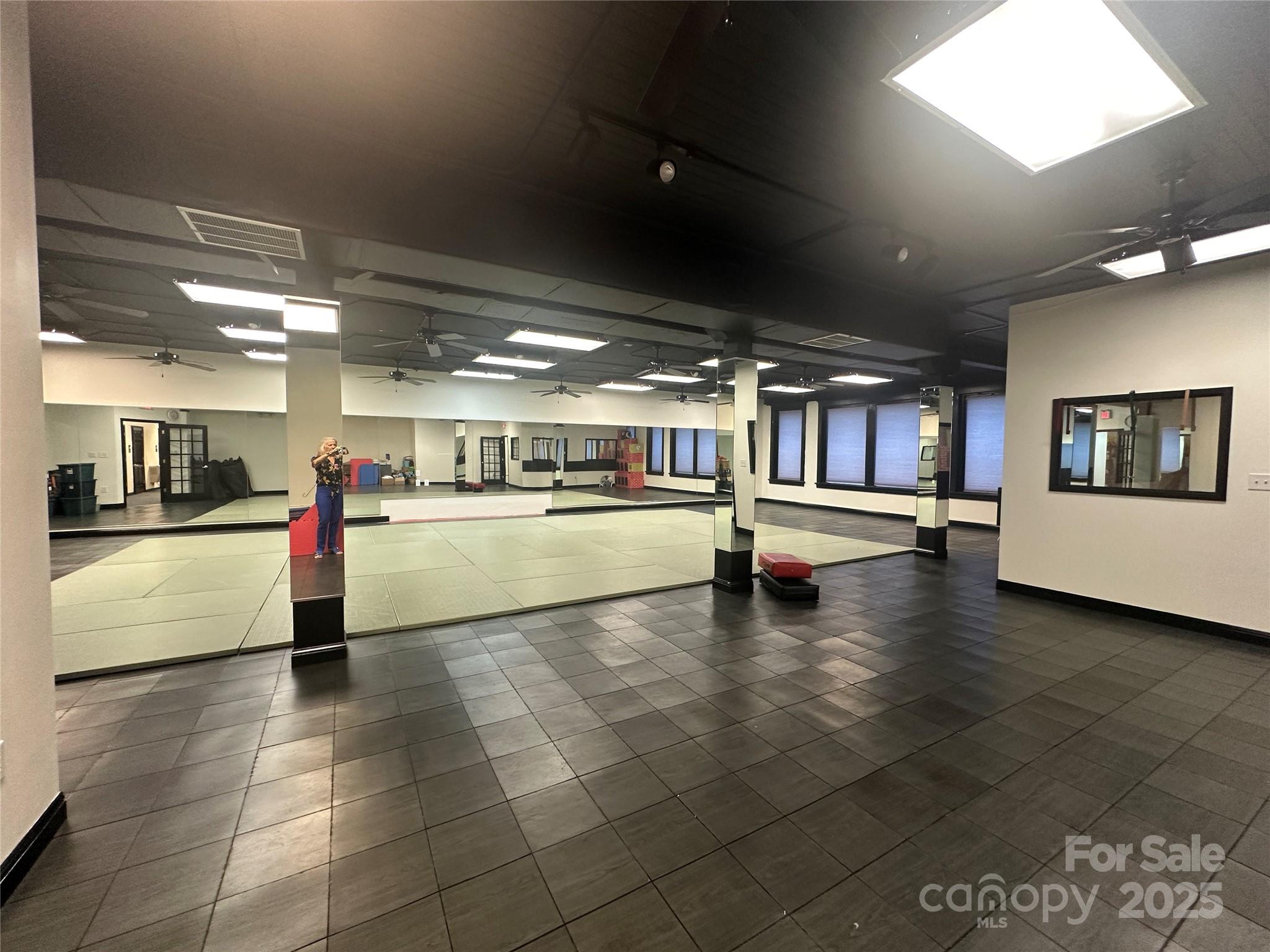 109 N Main Avenue Newton NC 28658