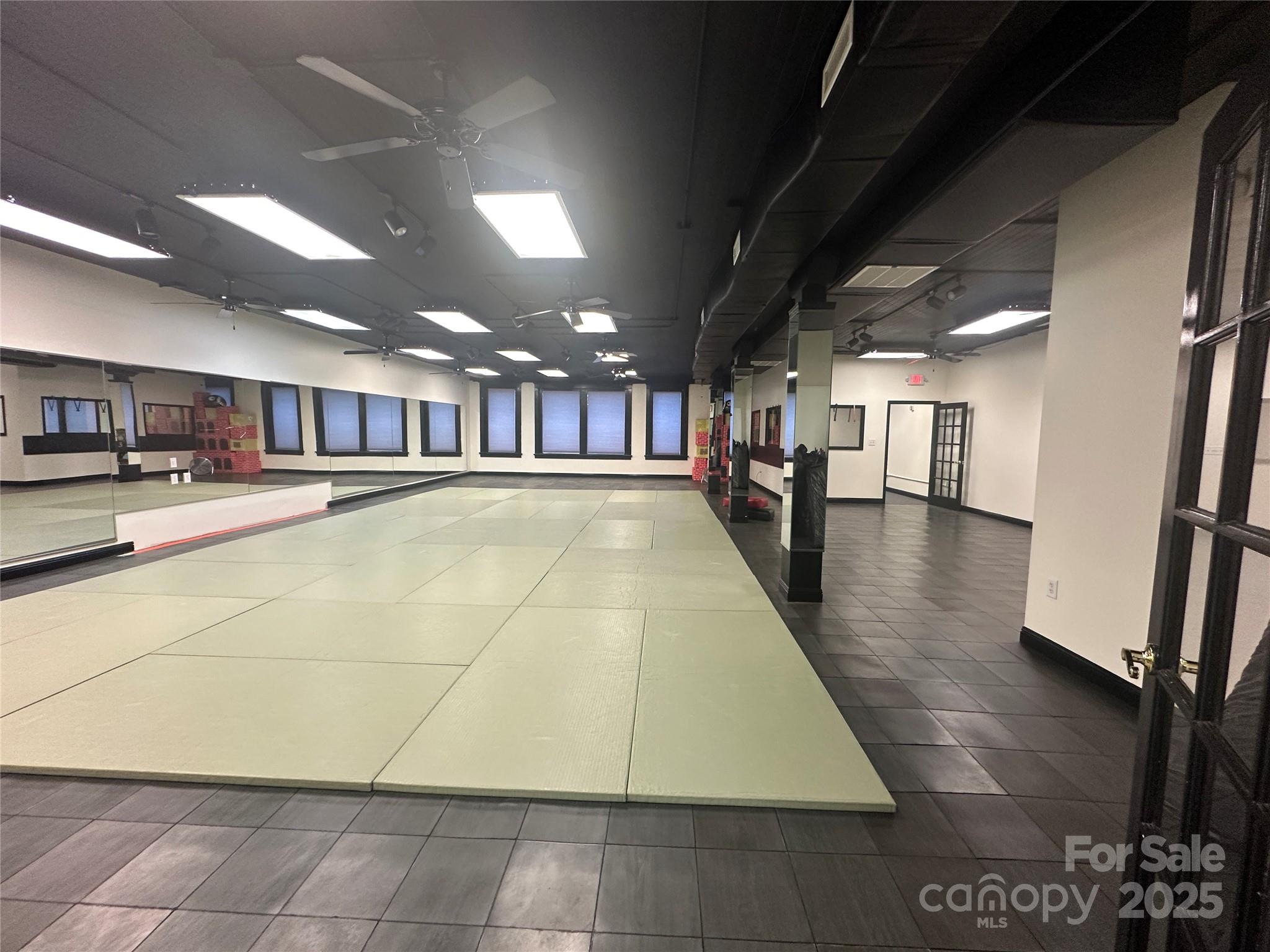 109 N Main Avenue Newton NC 28658