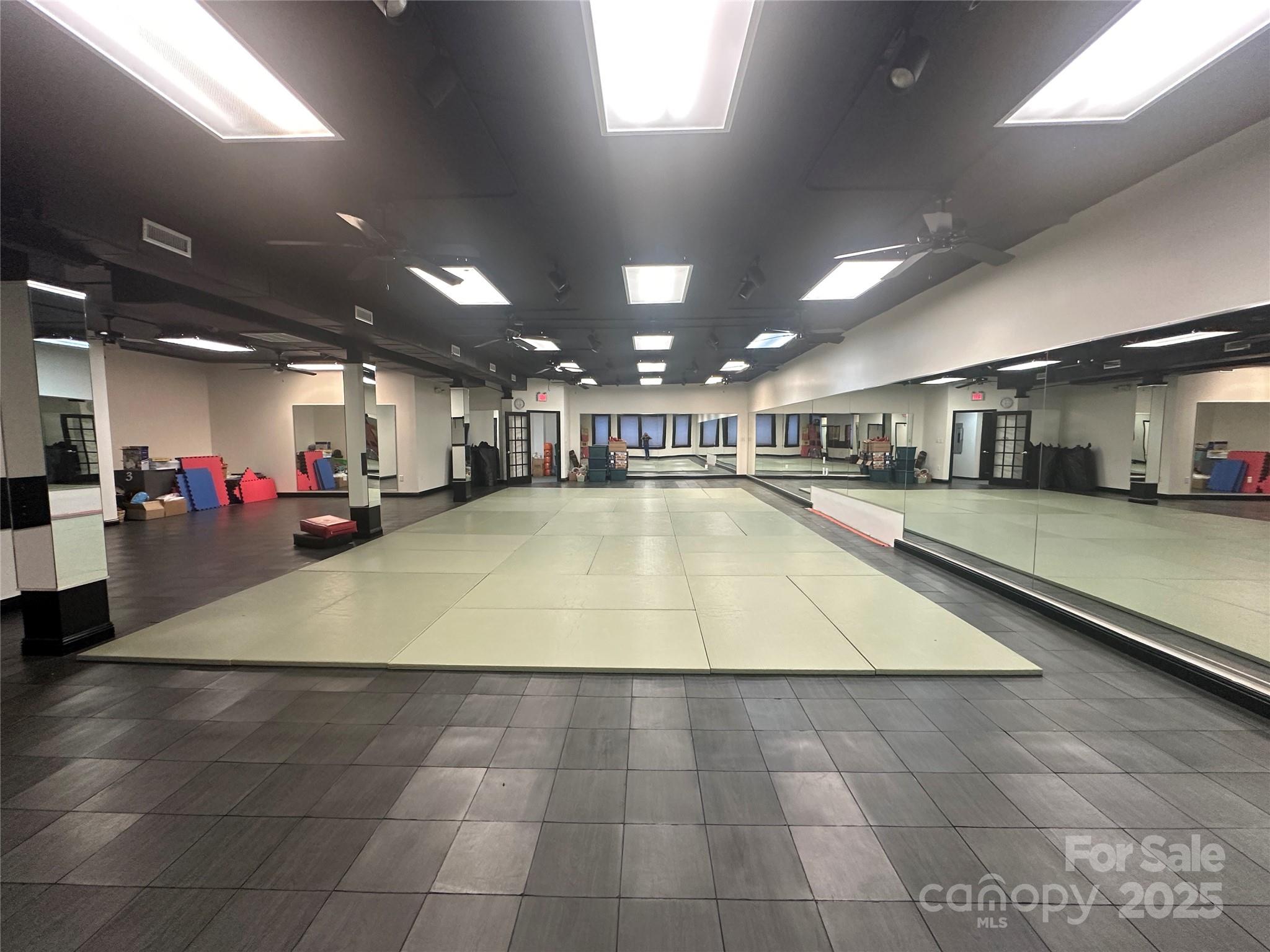 109 N Main Avenue Newton NC 28658