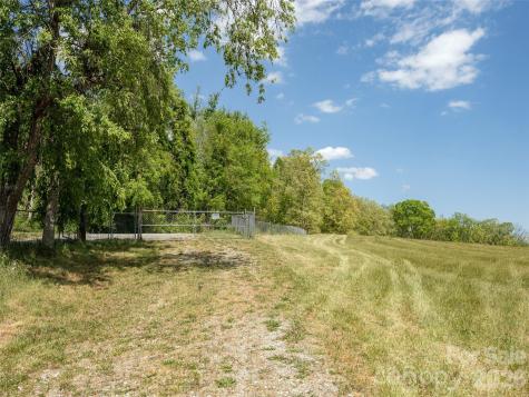 154 High Pasture Trail Mills River NC 28759
