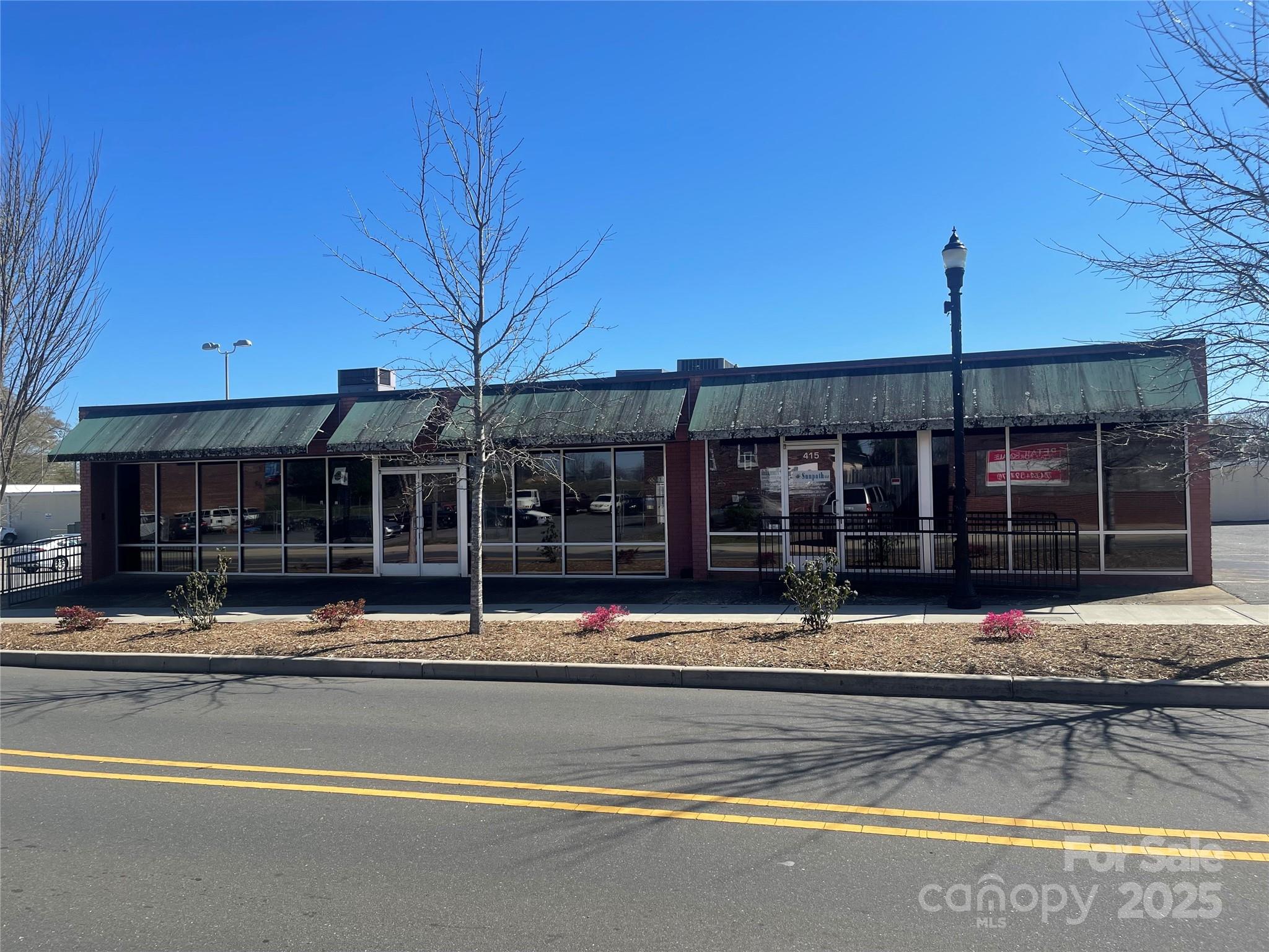 413 W Main Avenue Gastonia NC 28052