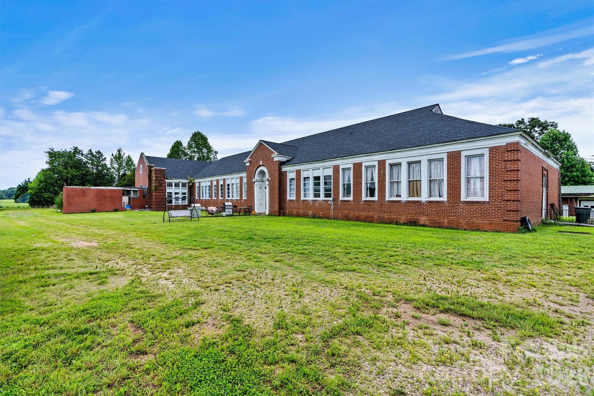 1318 Ostwalt Amity Road Cleveland NC 27013