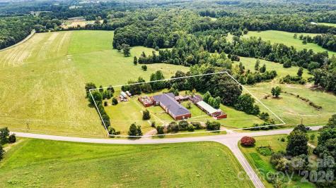 1318 Ostwalt Amity Road Cleveland NC 27013