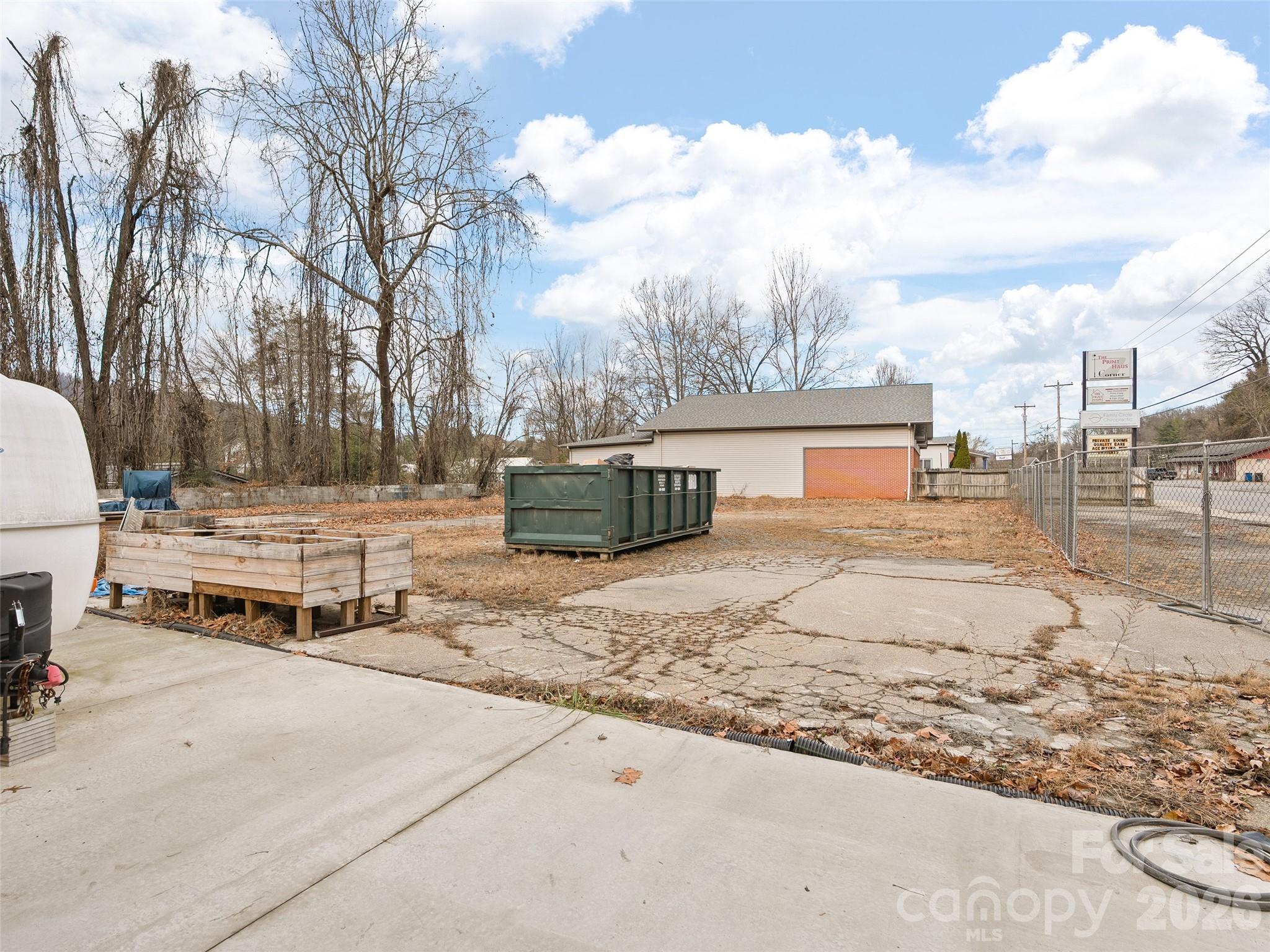 595 N Main Street Waynesville NC 28786