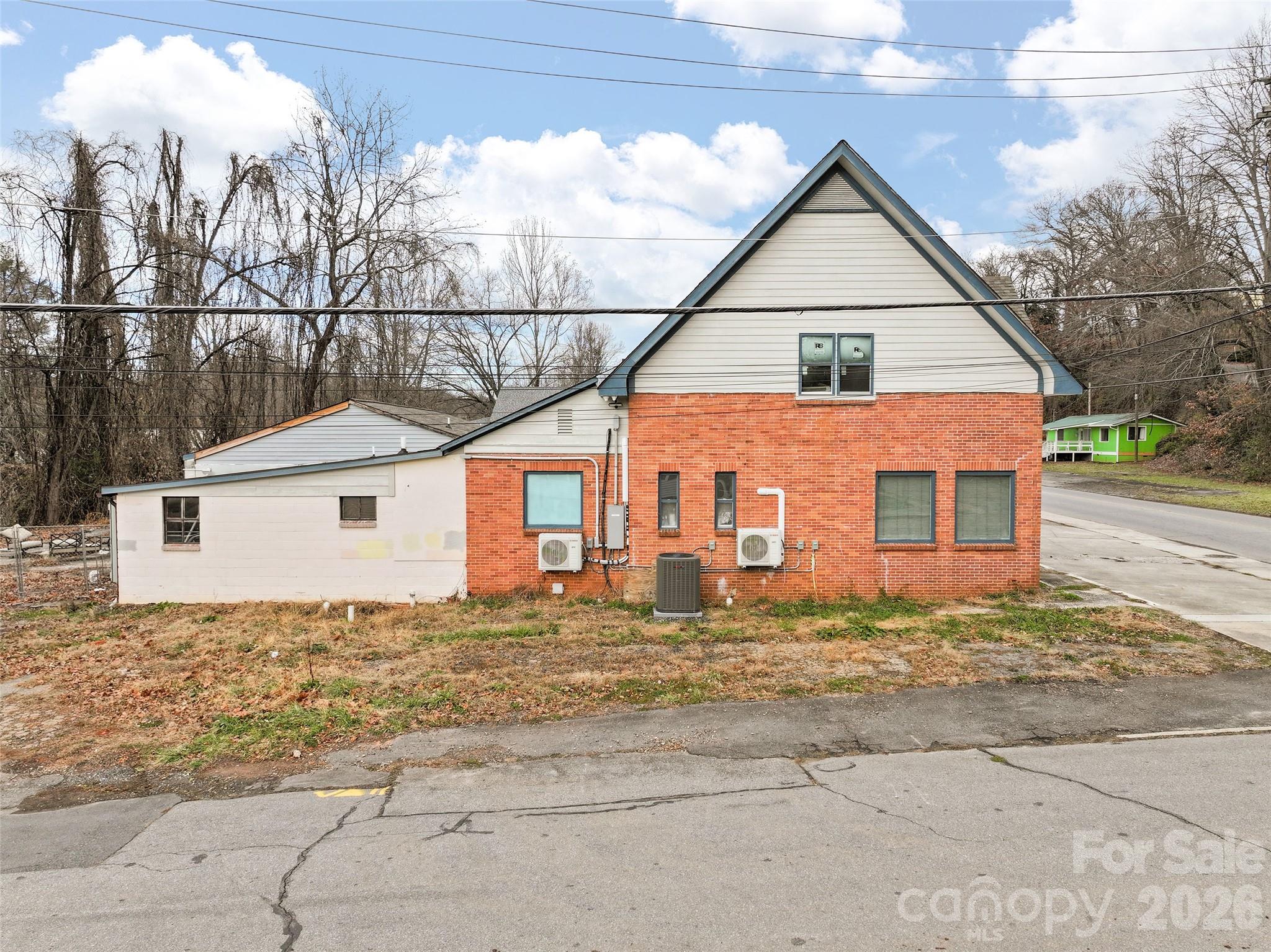 595 N Main Street Waynesville NC 28786