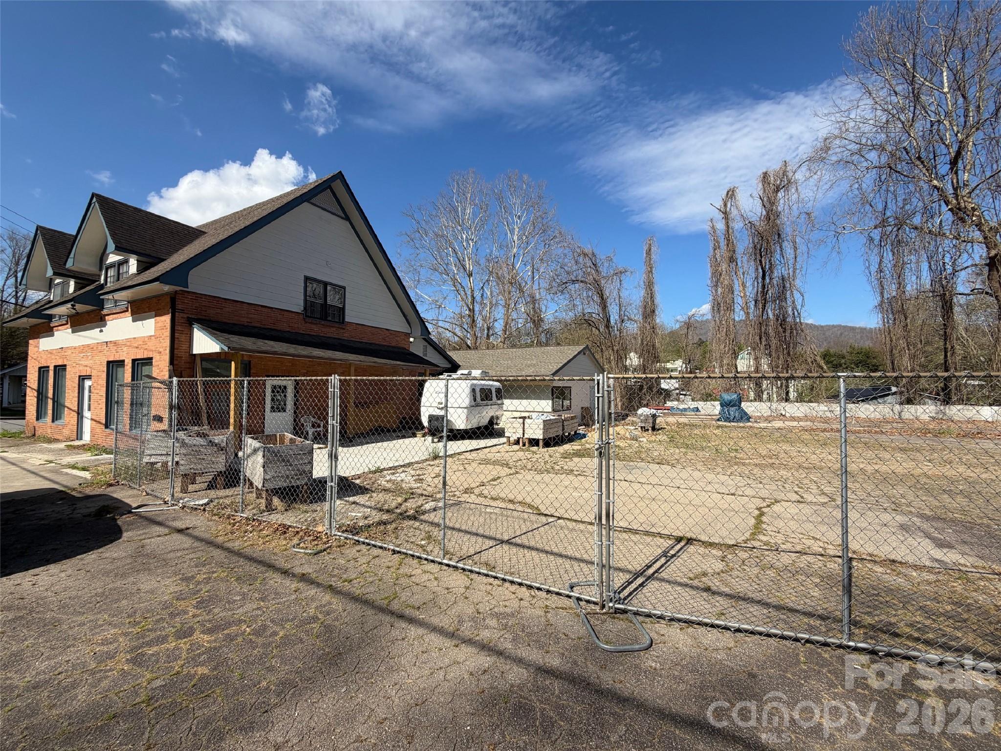 595 N Main Street Waynesville NC 28786