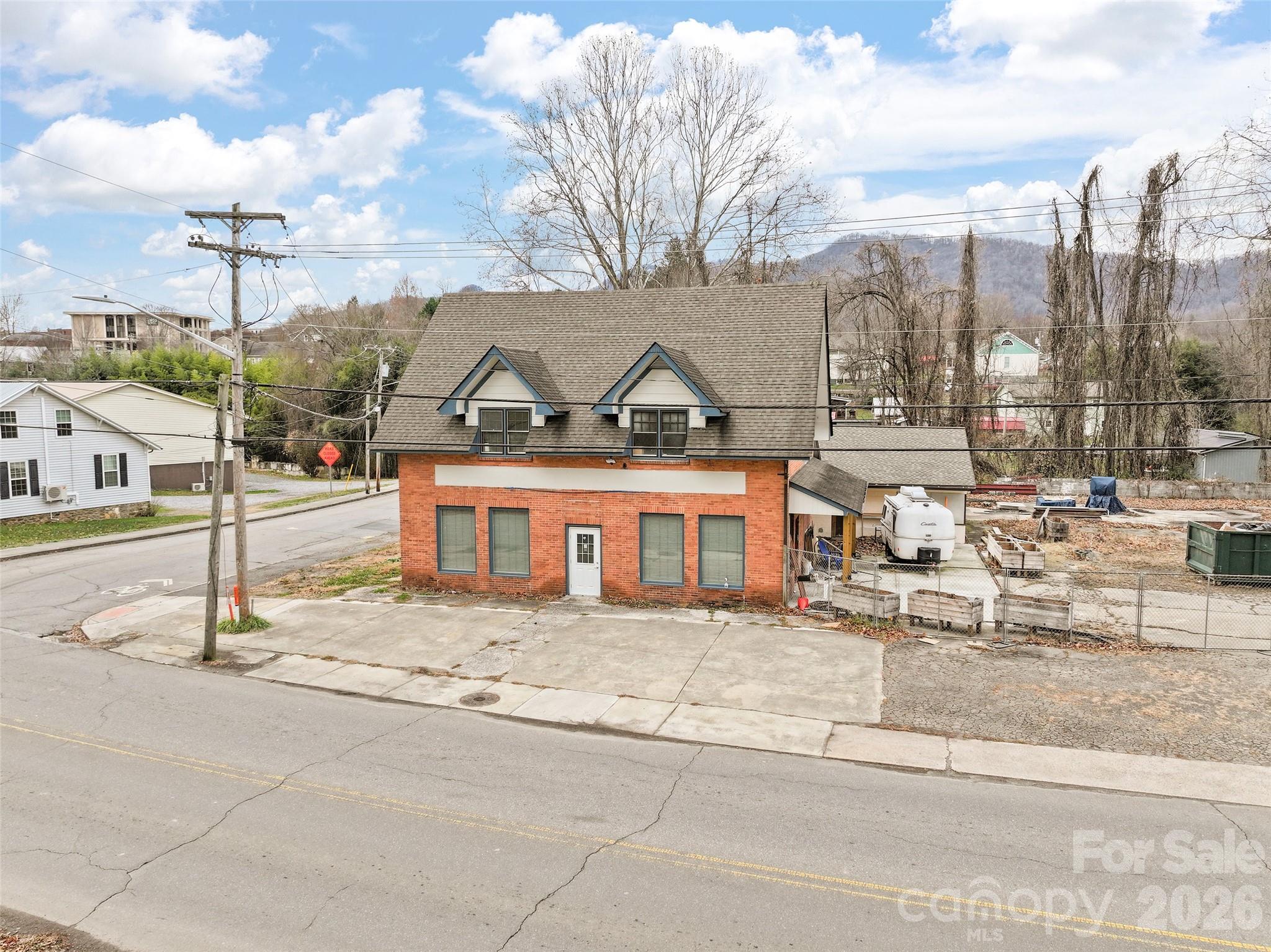 595 N Main Street Waynesville NC 28786