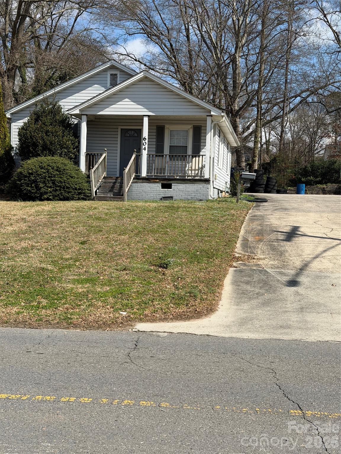 604 S Chestnut Street Gastonia NC 28054