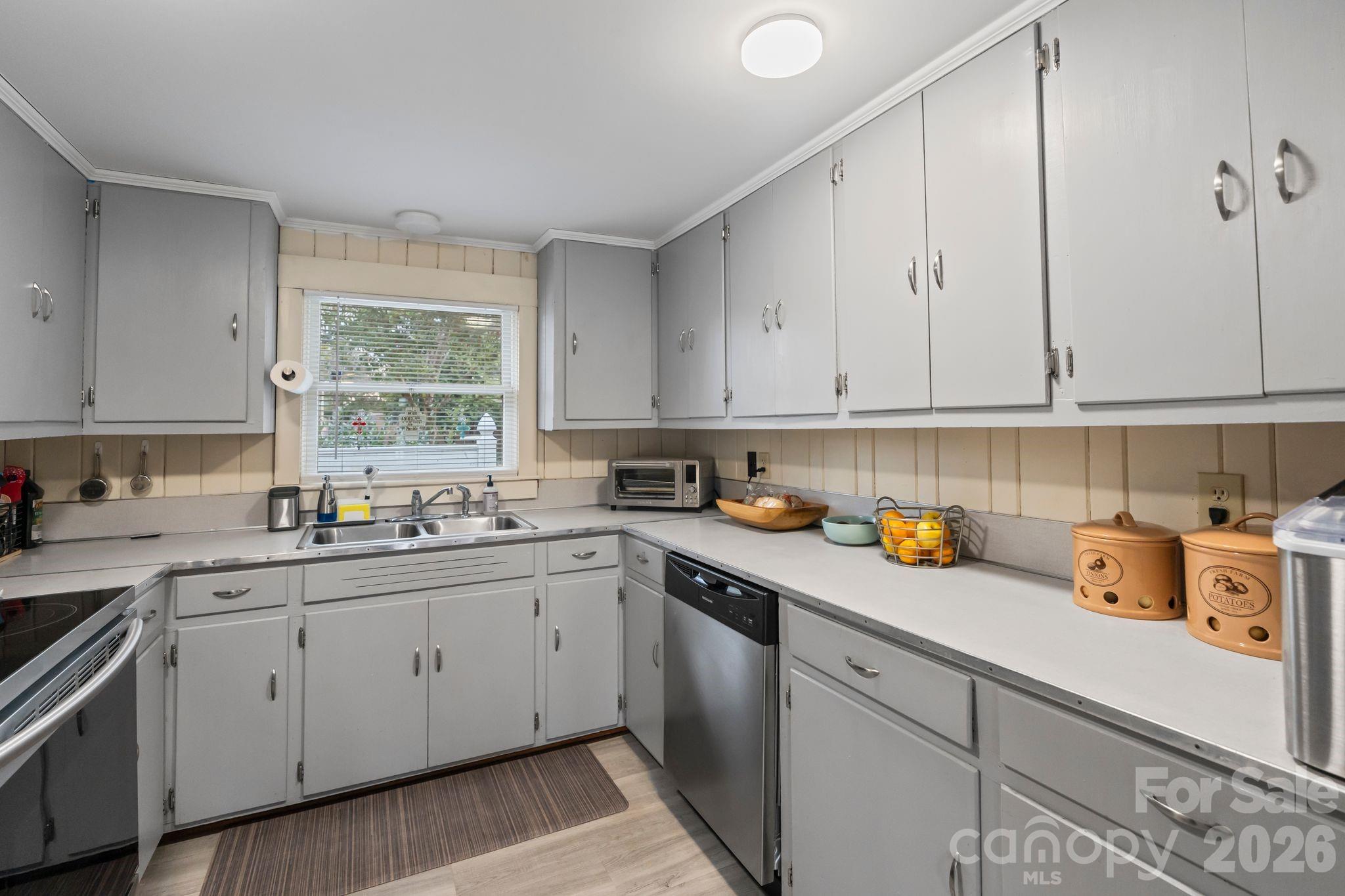 6692 Valwood Road Conover NC 28613