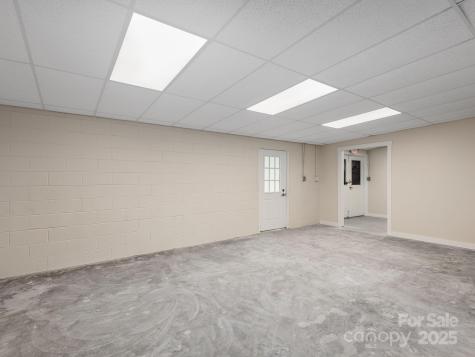 732 Jonesborough Street Hendersonville NC 28739