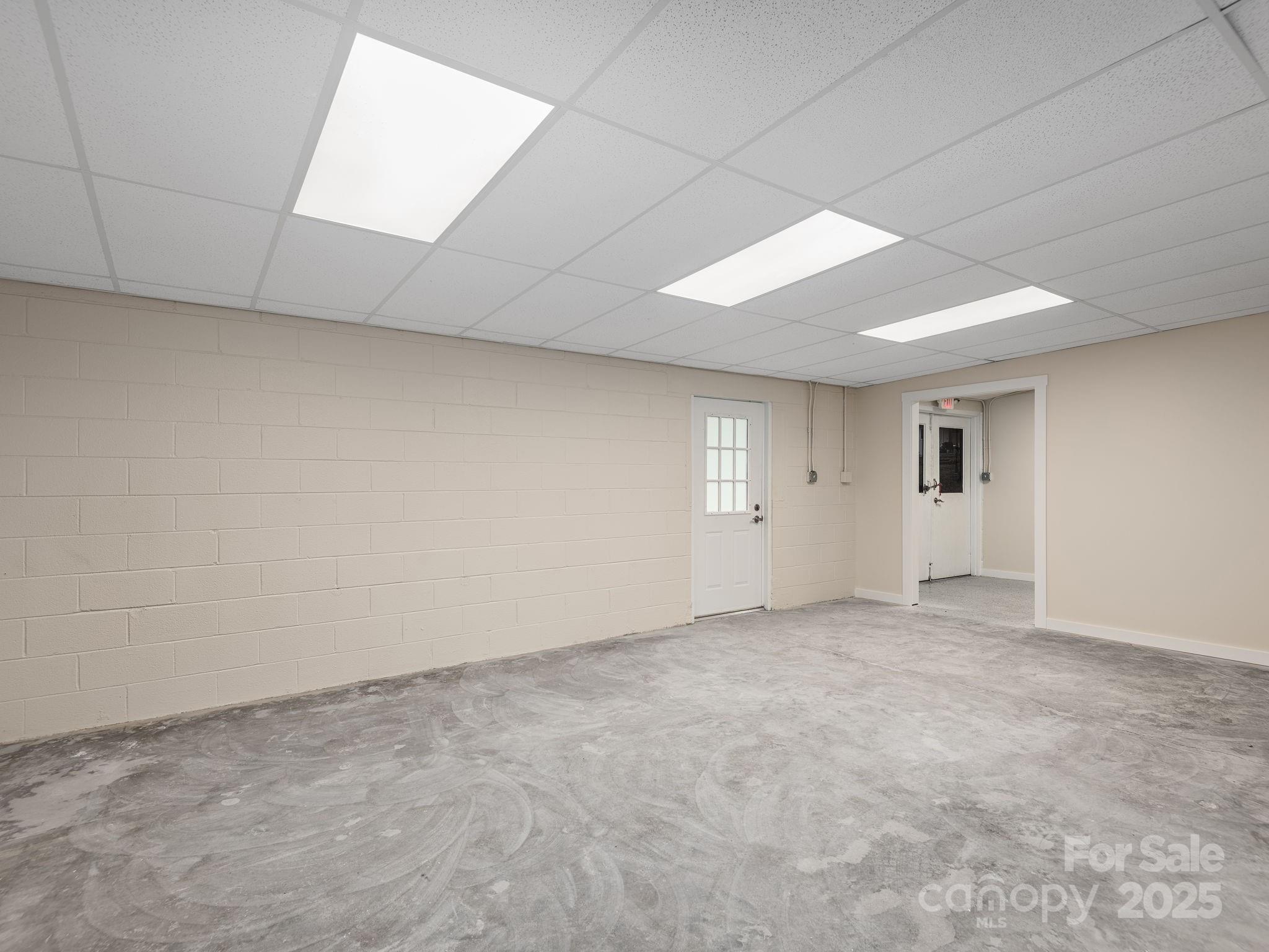 732 Jonesborough Street Hendersonville NC 28739