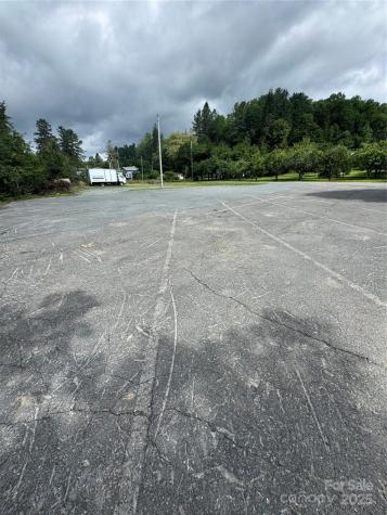 176 Maple Street Crossnore NC 28616