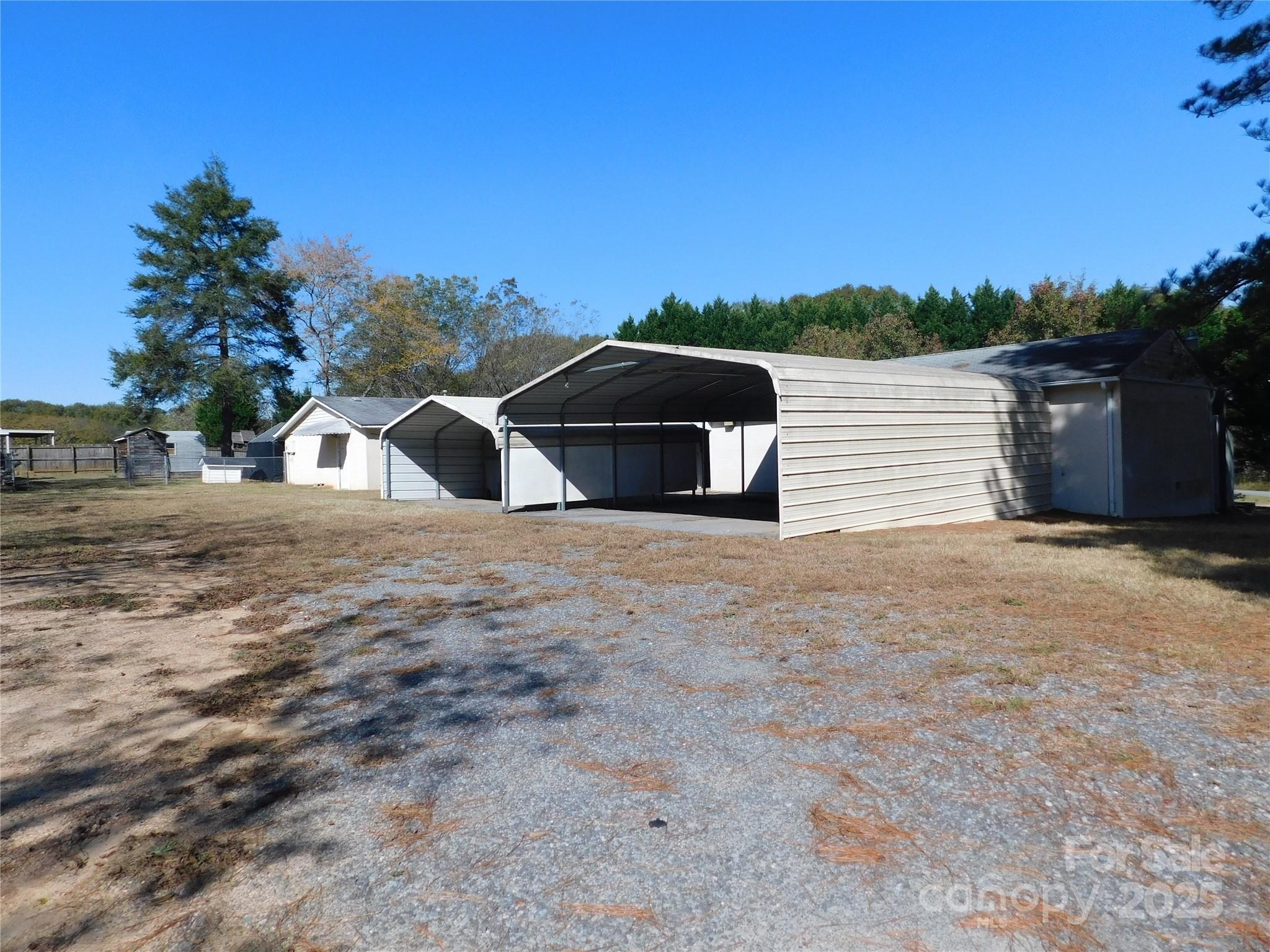 944 W Highway 150 Highway Lincolnton NC 28092