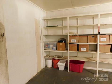944 W Highway 150 Highway Lincolnton NC 28092