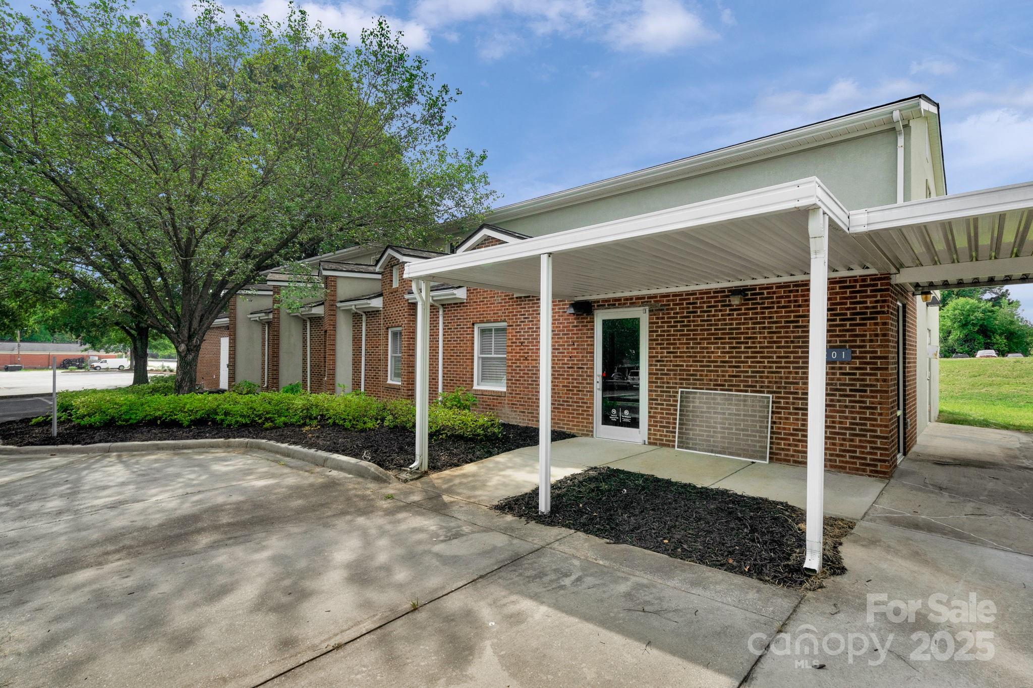 1201 Colonial Commons Court Lancaster SC 29720