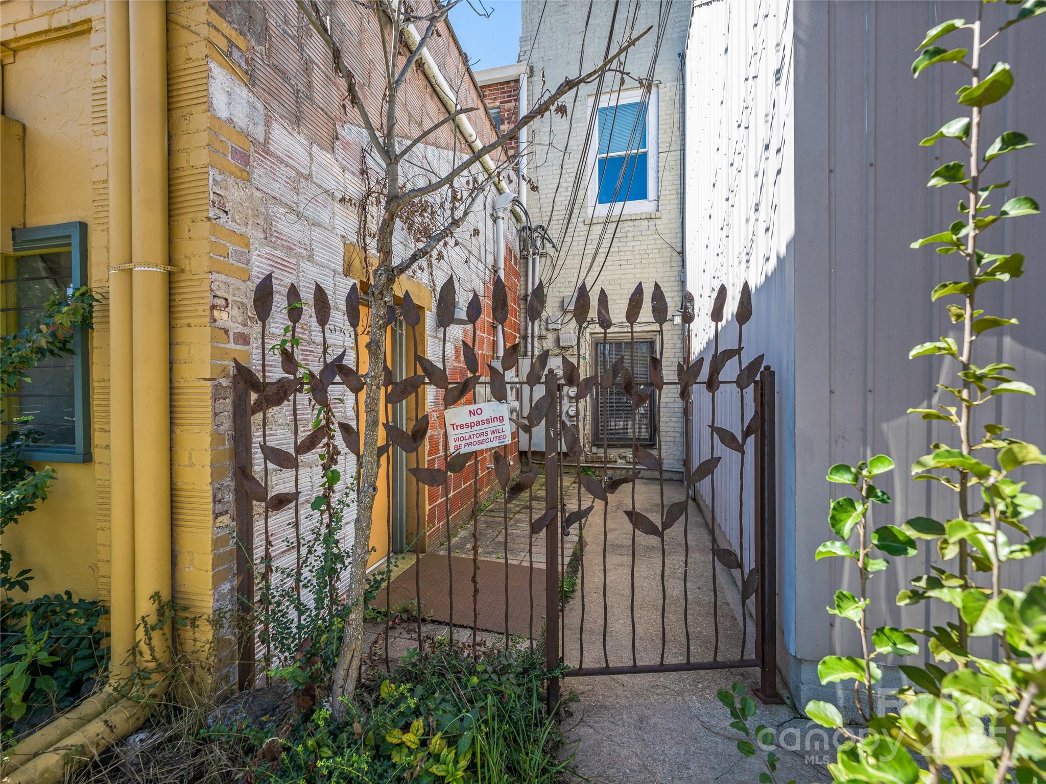58 Broadway Street Asheville NC 28801