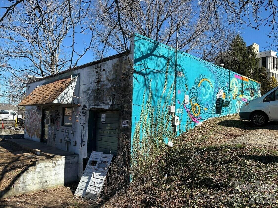 93 Broadway Street Asheville NC 28801