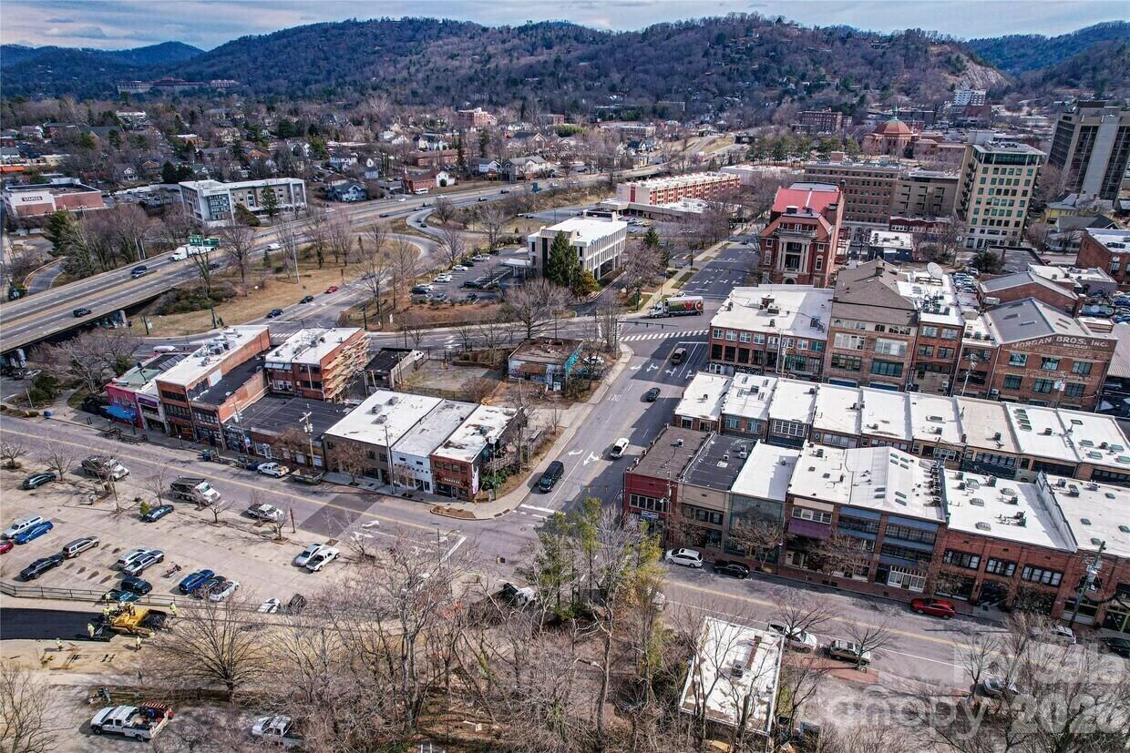 93 Broadway Street Asheville NC 28801