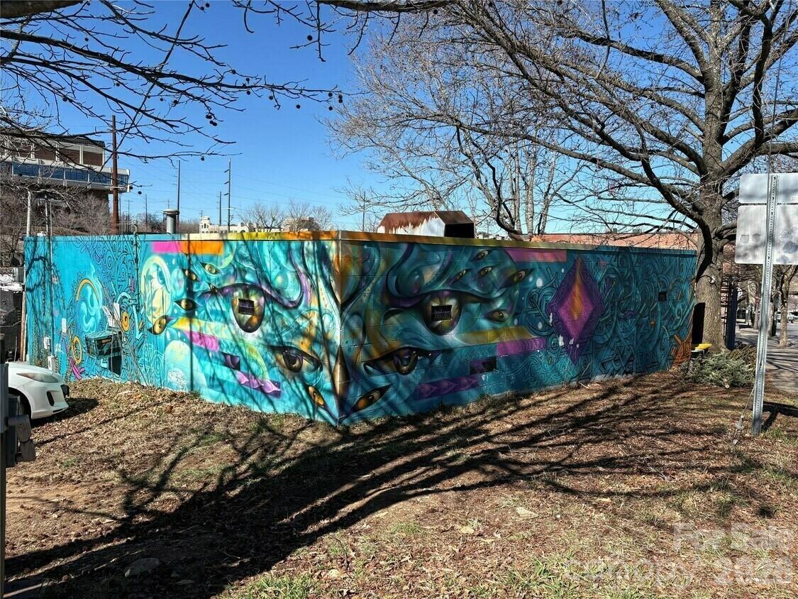 93 Broadway Street Asheville NC 28801
