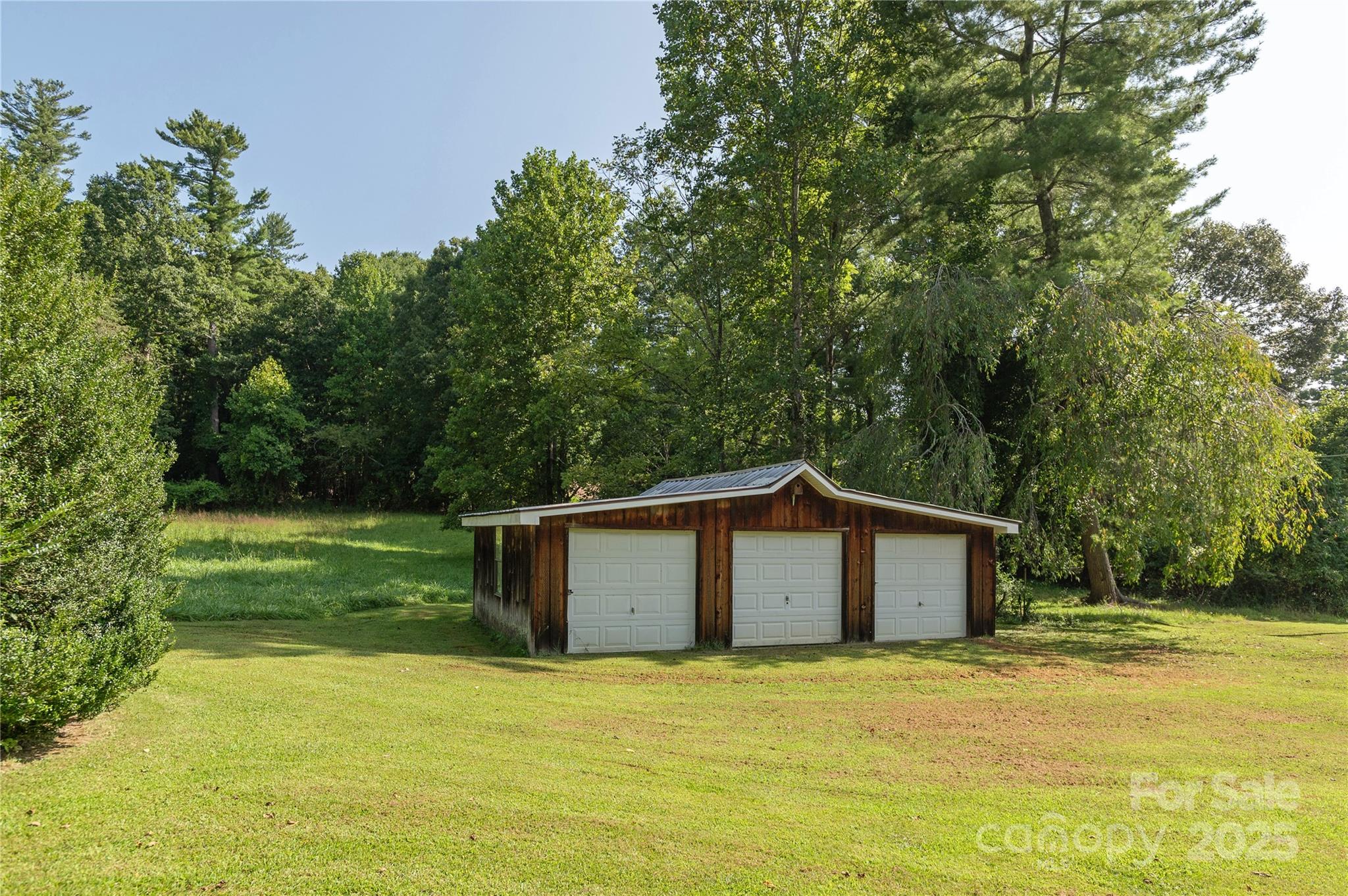 1925-B Windsor Drive Laurel Park NC 28739