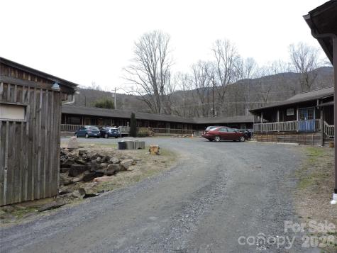 4188 State Highway 80 S Highway S Burnsville NC 28714