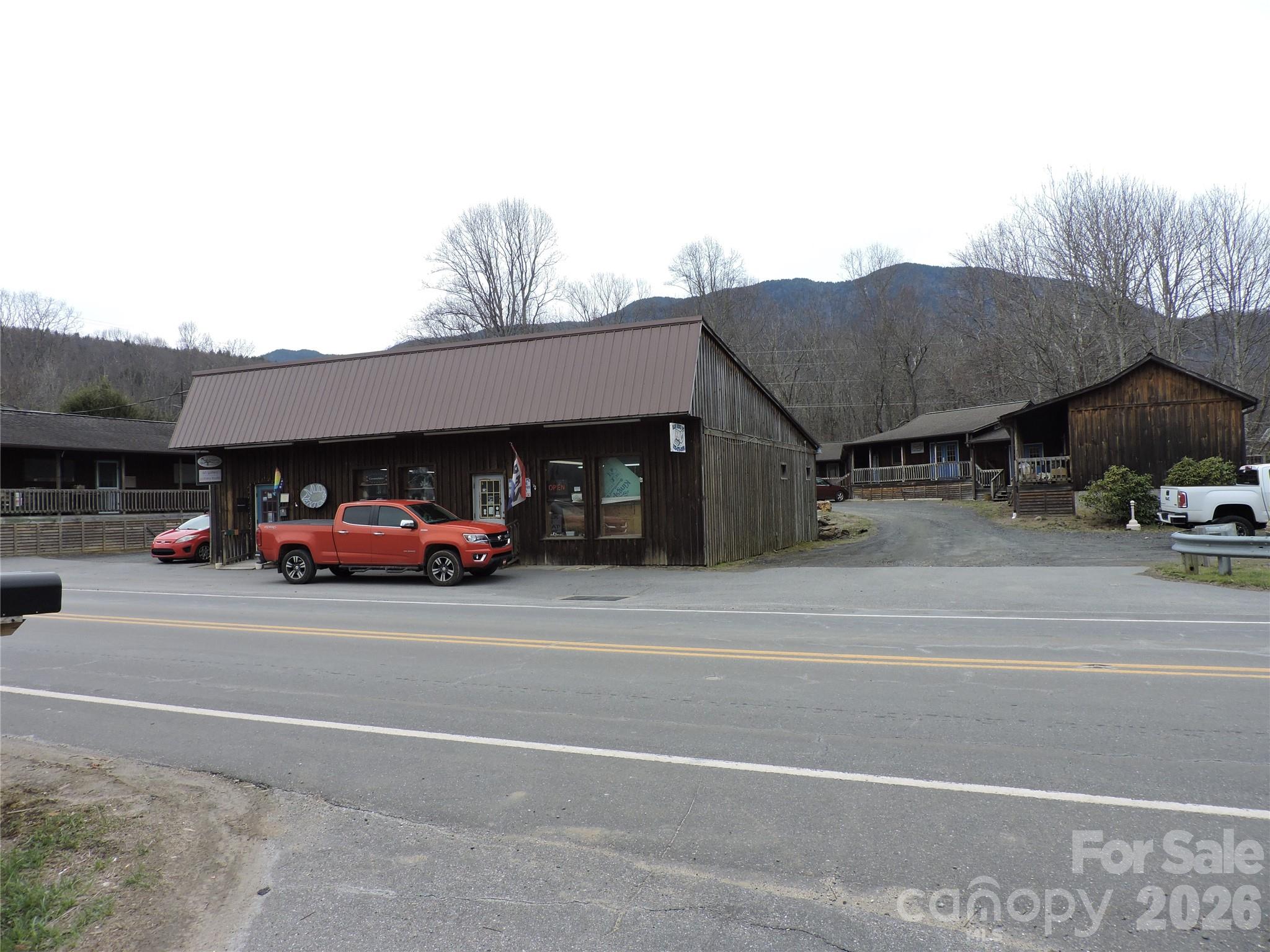 4188 State Highway 80 S Highway S Burnsville NC 28714