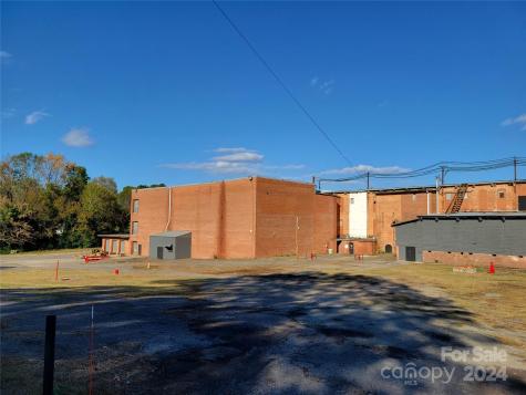 501 N Mountain Street Cherryville NC 28021