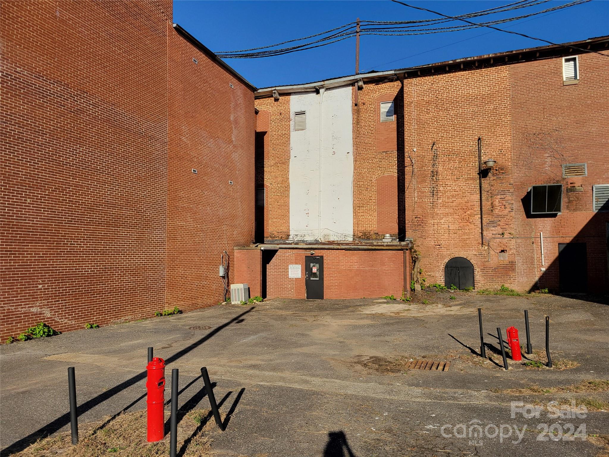 501 N Mountain Street Cherryville NC 28021