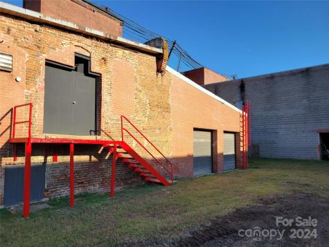 501 N Mountain Street Cherryville NC 28021