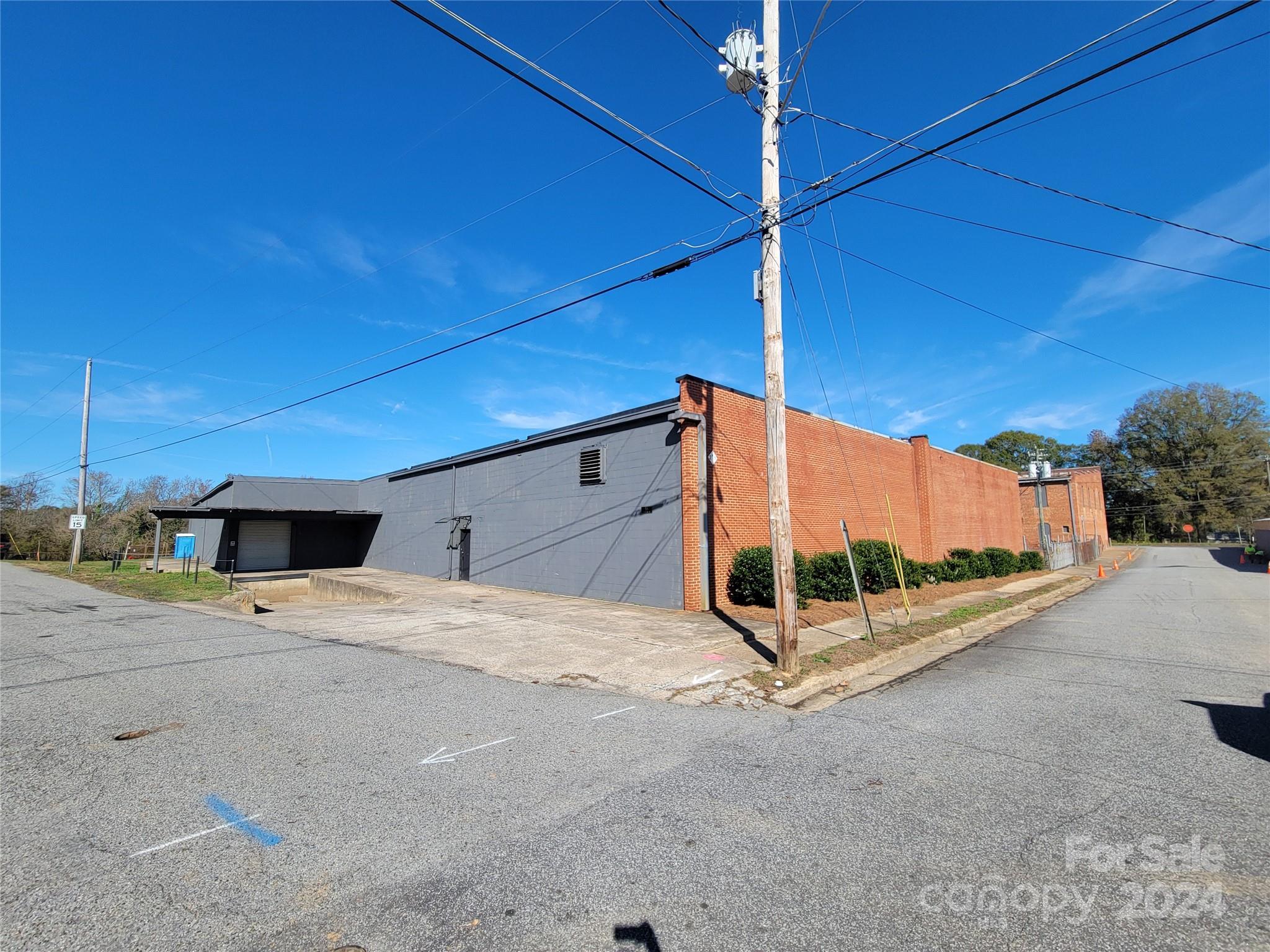 501 N Mountain Street Cherryville NC 28021