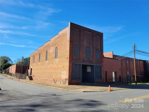 501 N Mountain Street Cherryville NC 28021