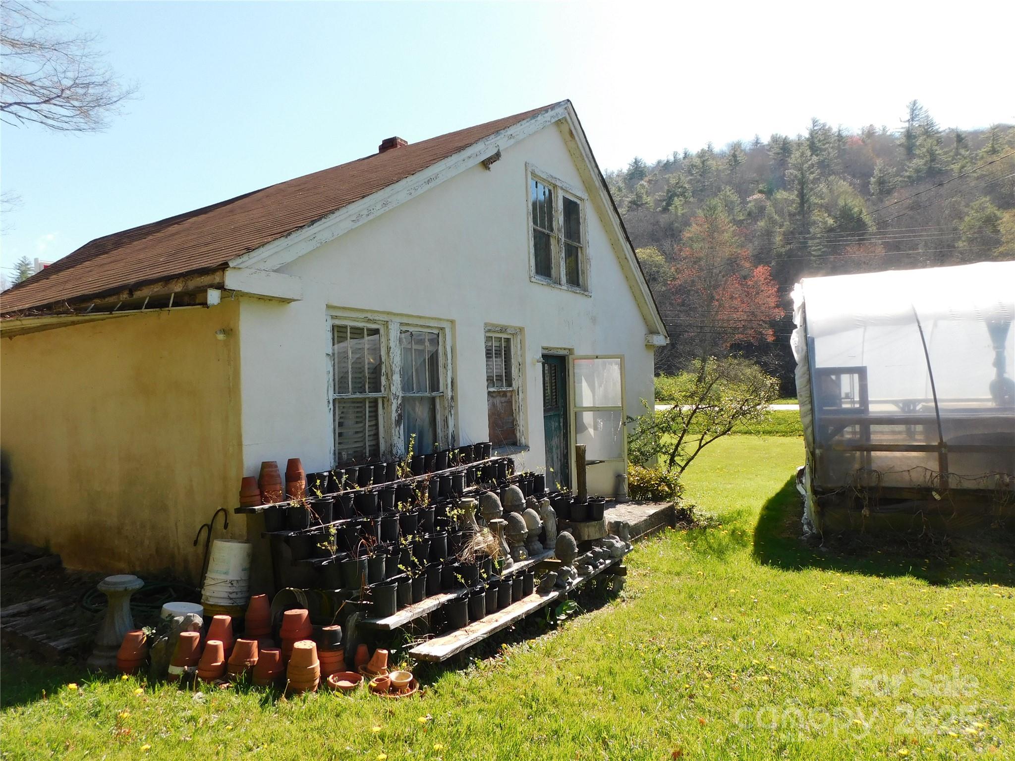 4294 Linville Falls Highway Newland NC 28657